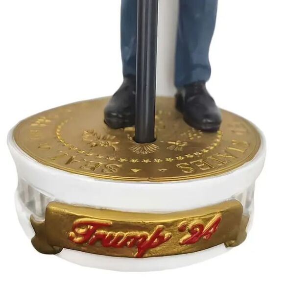 Patriotic Donald Trump Bobblehead with Removable Cloth Flag - Resin Collectible - Picture 5 of 7